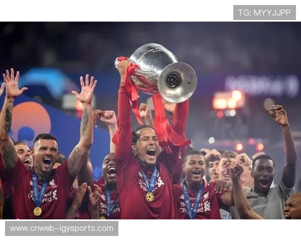 利物浦欧冠第8轮6-0大胜卡拉巴克，展现强大攻击力